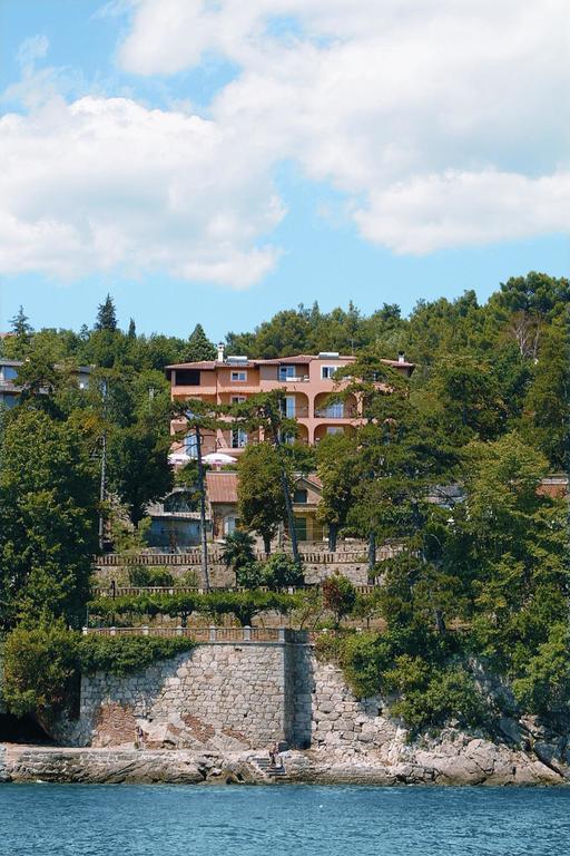 Villa Volosko With Private Parking And Breakfast,Seaview Exterior foto
