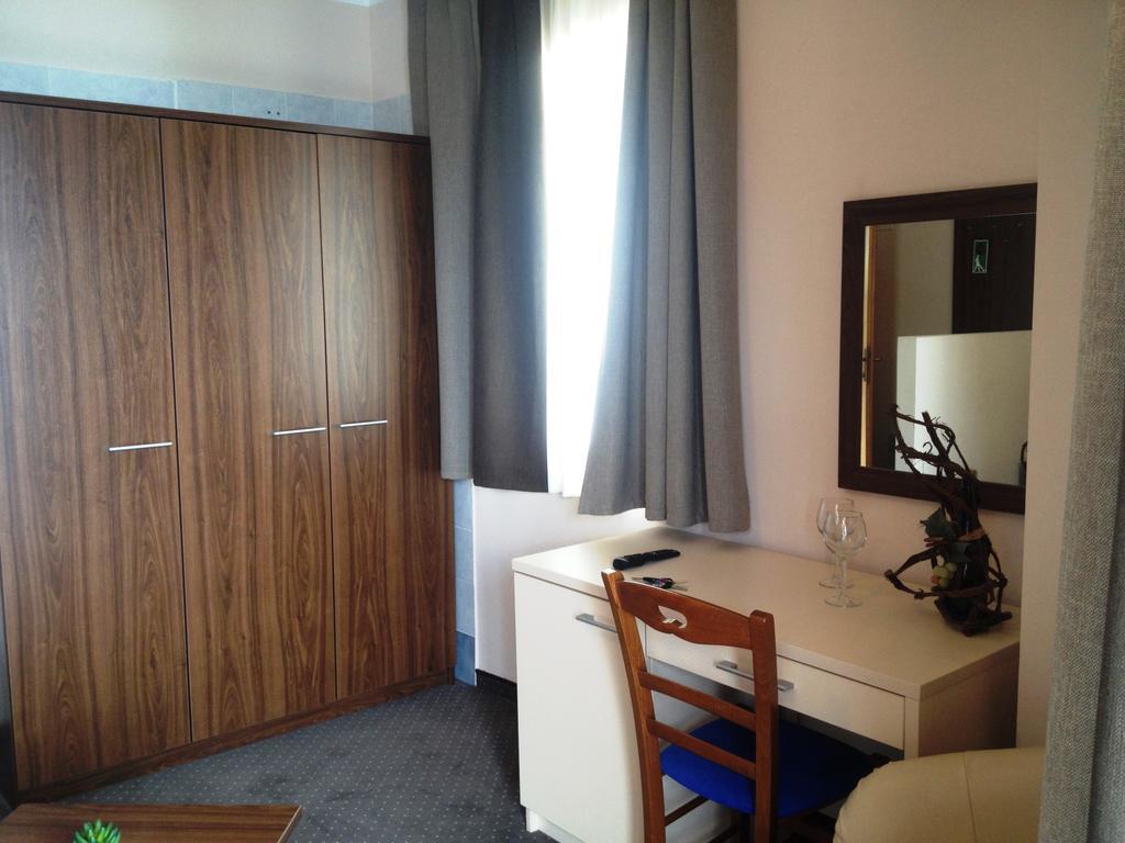Villa Volosko With Private Parking And Breakfast,Seaview Quarto foto