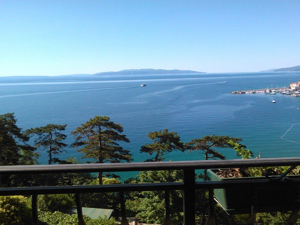 Villa Volosko With Private Parking And Breakfast,Seaview Exterior foto